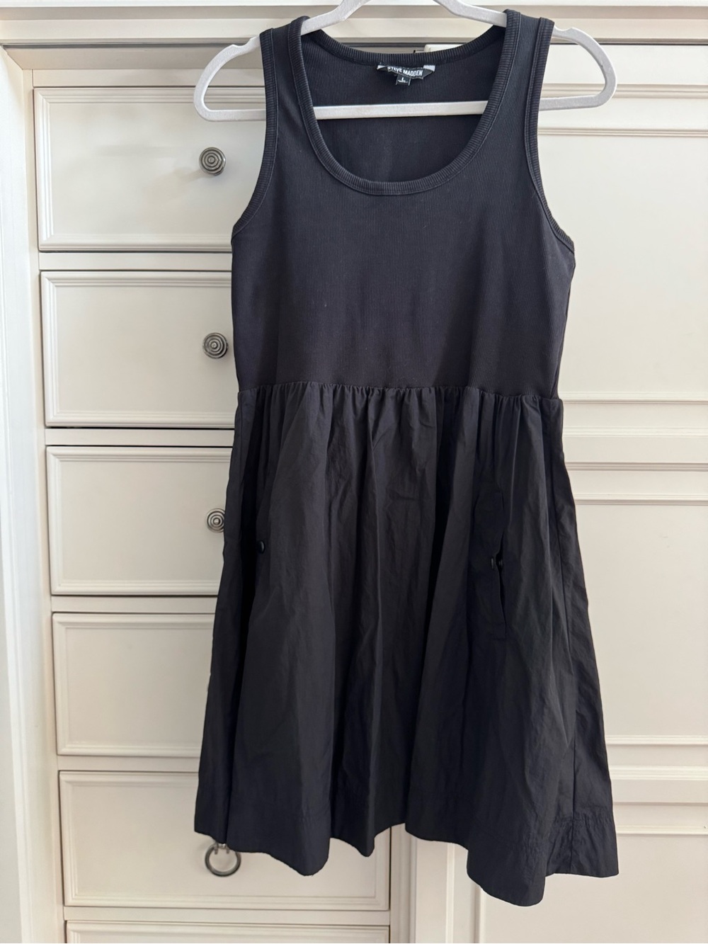 Steve Madden Black Sleeveless Knit & Woven Combo Dress